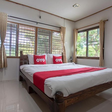 Oyo 909 Guiding Star Resort Csiangmaj Kültér fotó