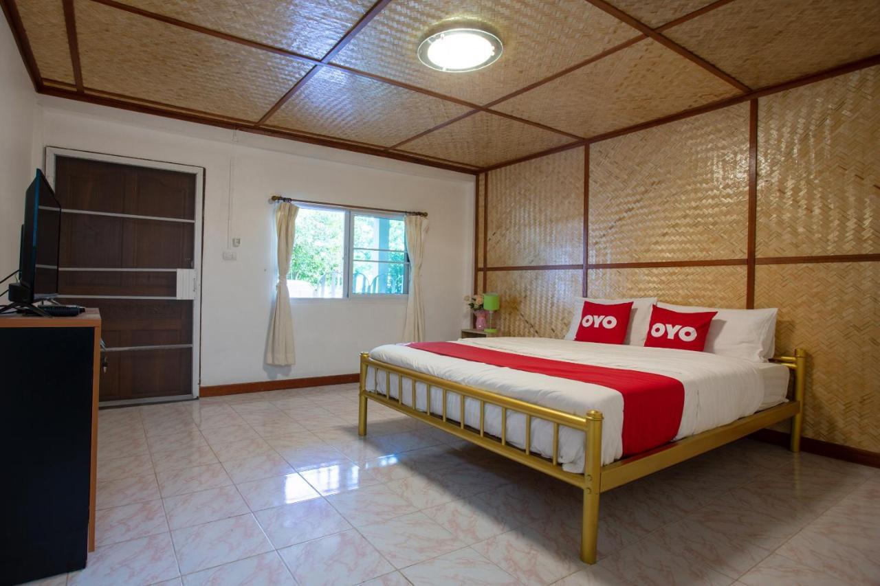 Oyo 909 Guiding Star Resort Csiangmaj Kültér fotó