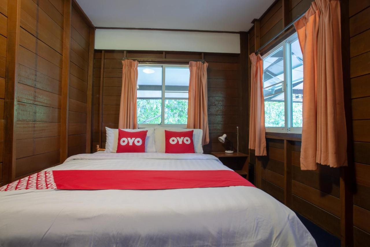 Oyo 909 Guiding Star Resort Csiangmaj Kültér fotó
