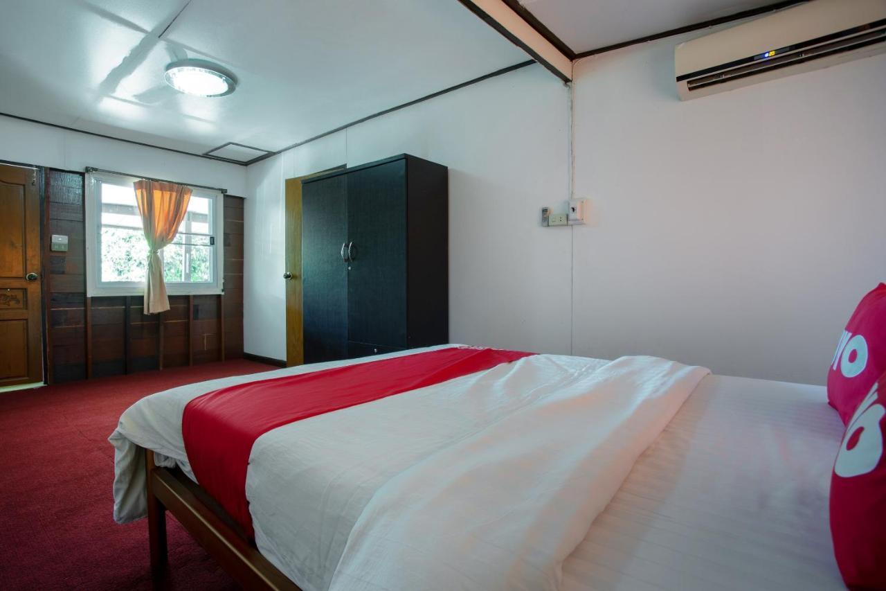 Oyo 909 Guiding Star Resort Csiangmaj Kültér fotó