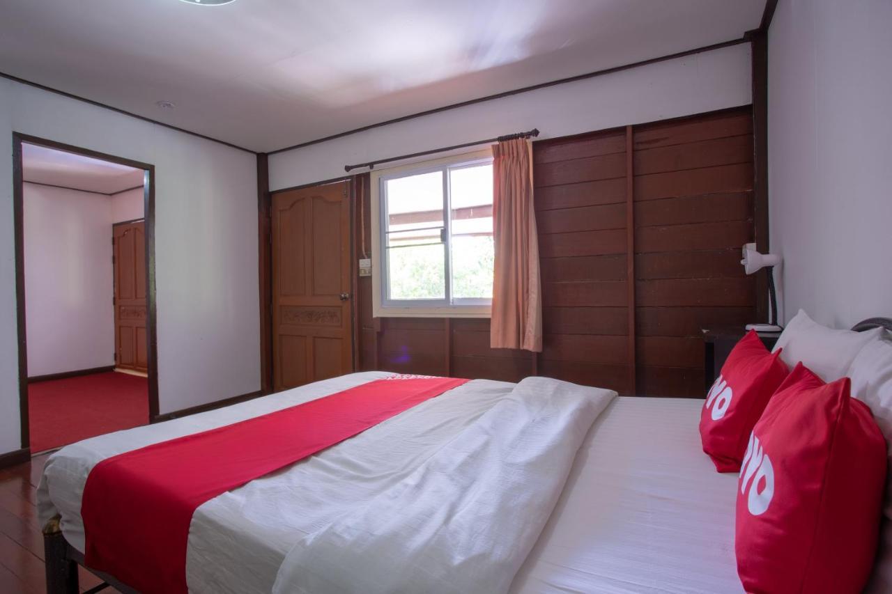 Oyo 909 Guiding Star Resort Csiangmaj Kültér fotó