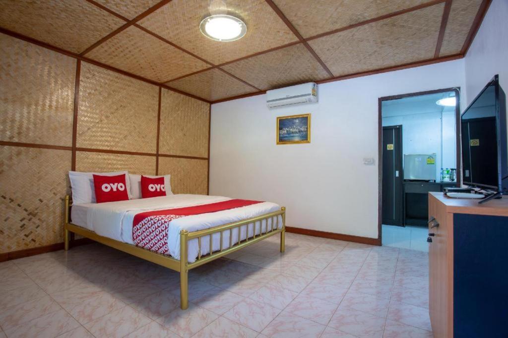 Oyo 909 Guiding Star Resort Csiangmaj Kültér fotó