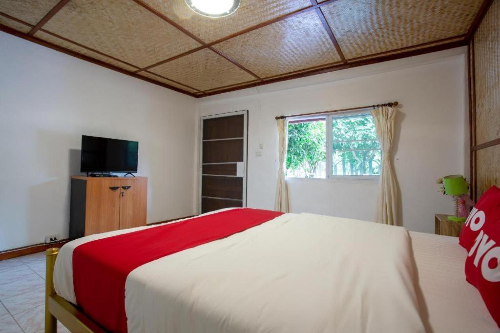 Oyo 909 Guiding Star Resort Csiangmaj Kültér fotó